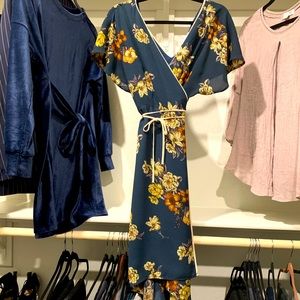 LEITH Modern Floral Wrap Dress